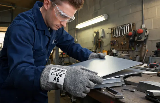 Hand and arm protection category